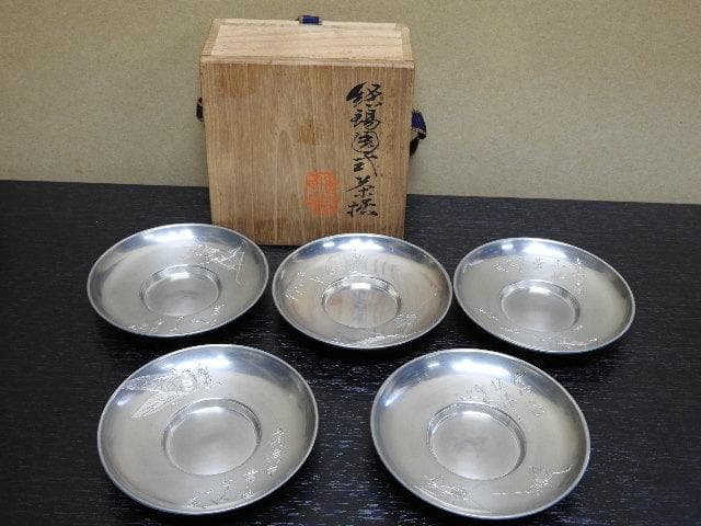 純鍚圓式茶托　秦蔵六造　市川鉄狼刀　共箱　MA39