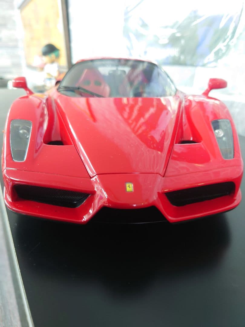 フェラーリエンツォ1/12 京商 08606R