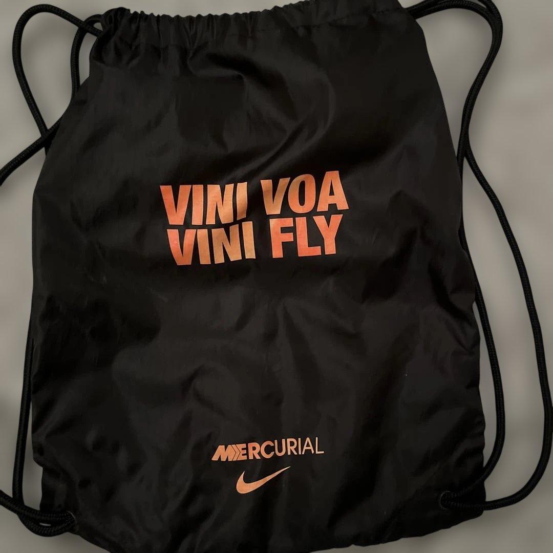 ナイキマーキュリアルヴェイパー16 vini Jr.