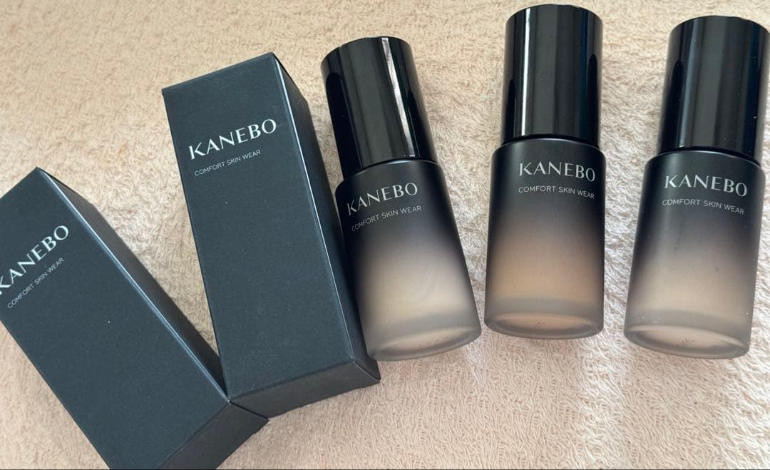 コンフォートスキンウェア2本&ルージュ4色&ロゴ入りミラー