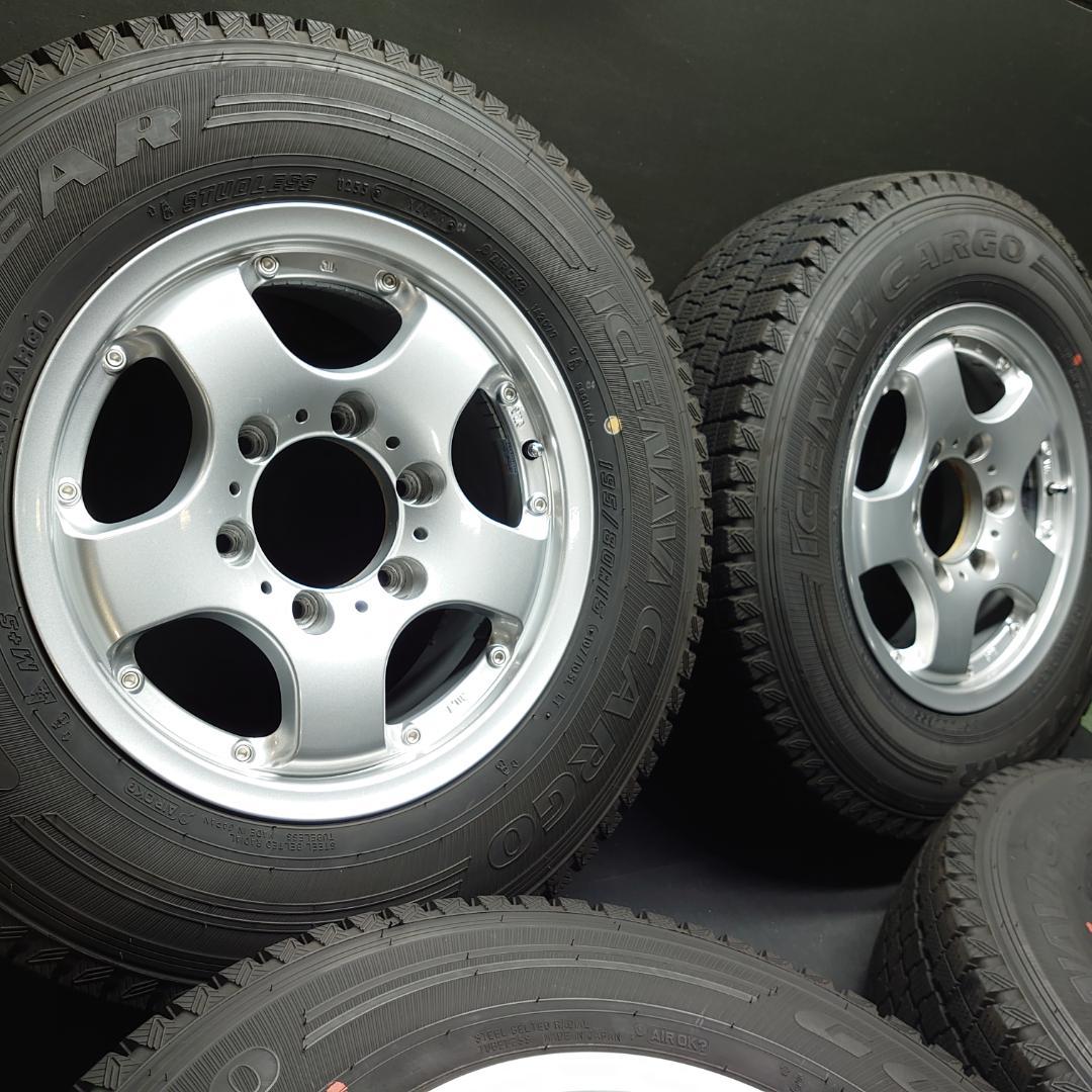 社外アルミ 冬 195/80Ｒ15 107/105L LT 200系 ハイエース