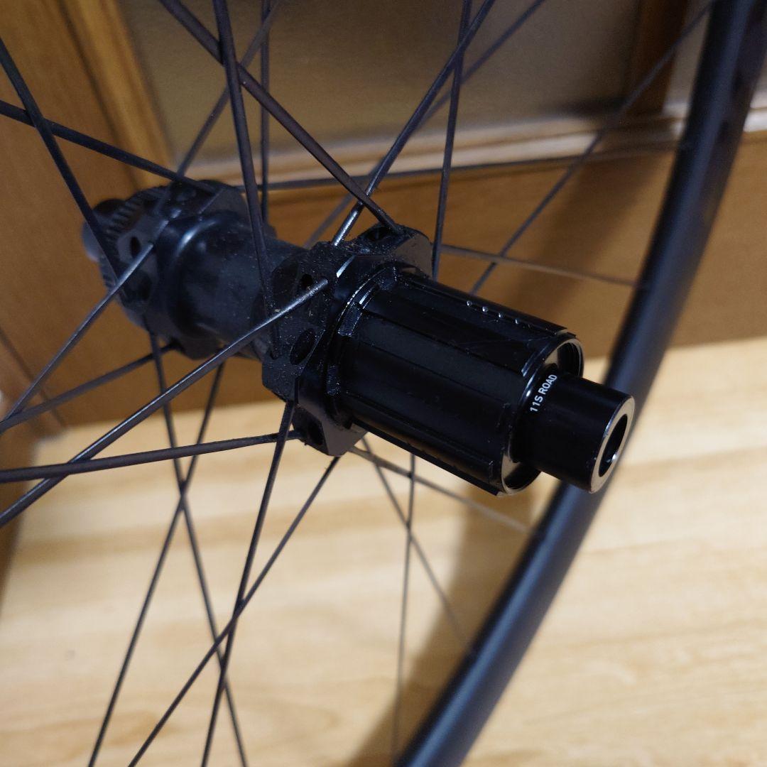 Bontrager　アイオロスプロ37　カーボン　ホイール