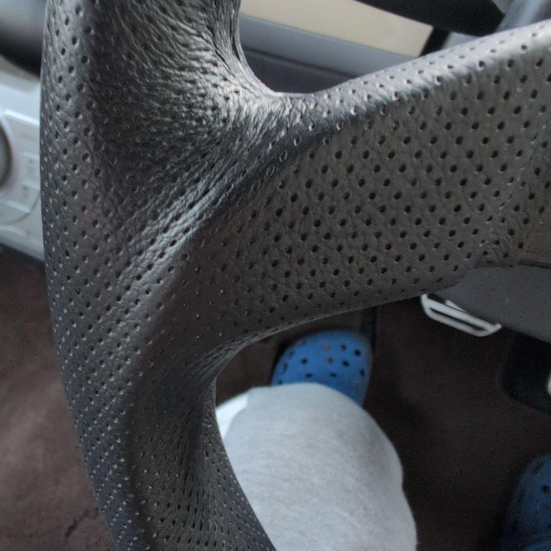 momo　JET35 J-2 モモステアリング