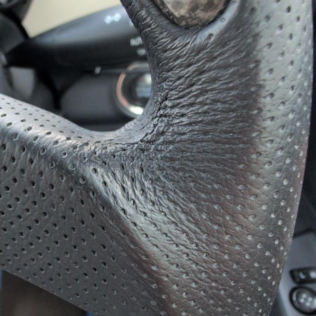 momo　JET35 J-2 モモステアリング