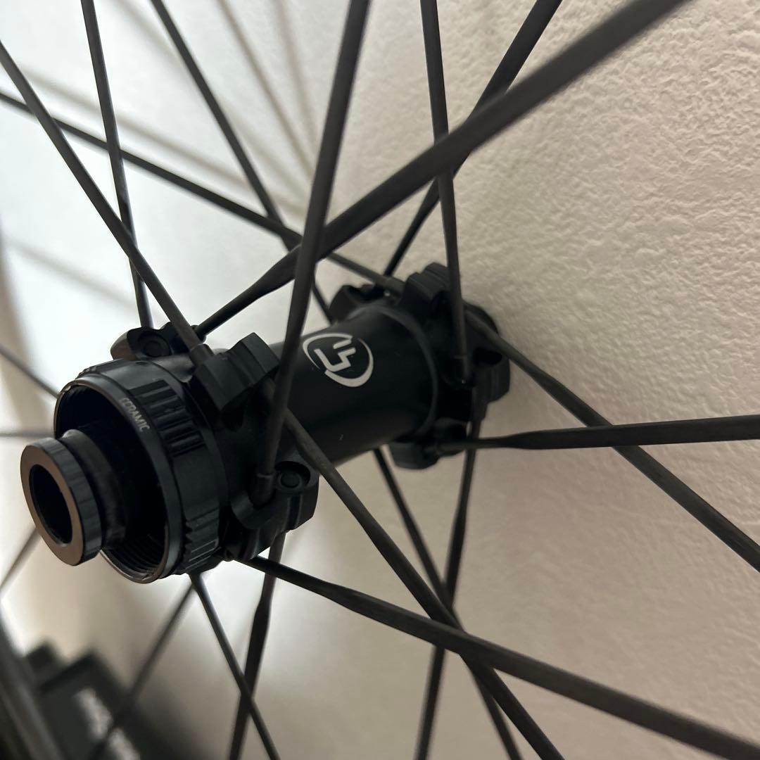 ライトファスト LIGHTFAST カーボン TLR フロントホイール