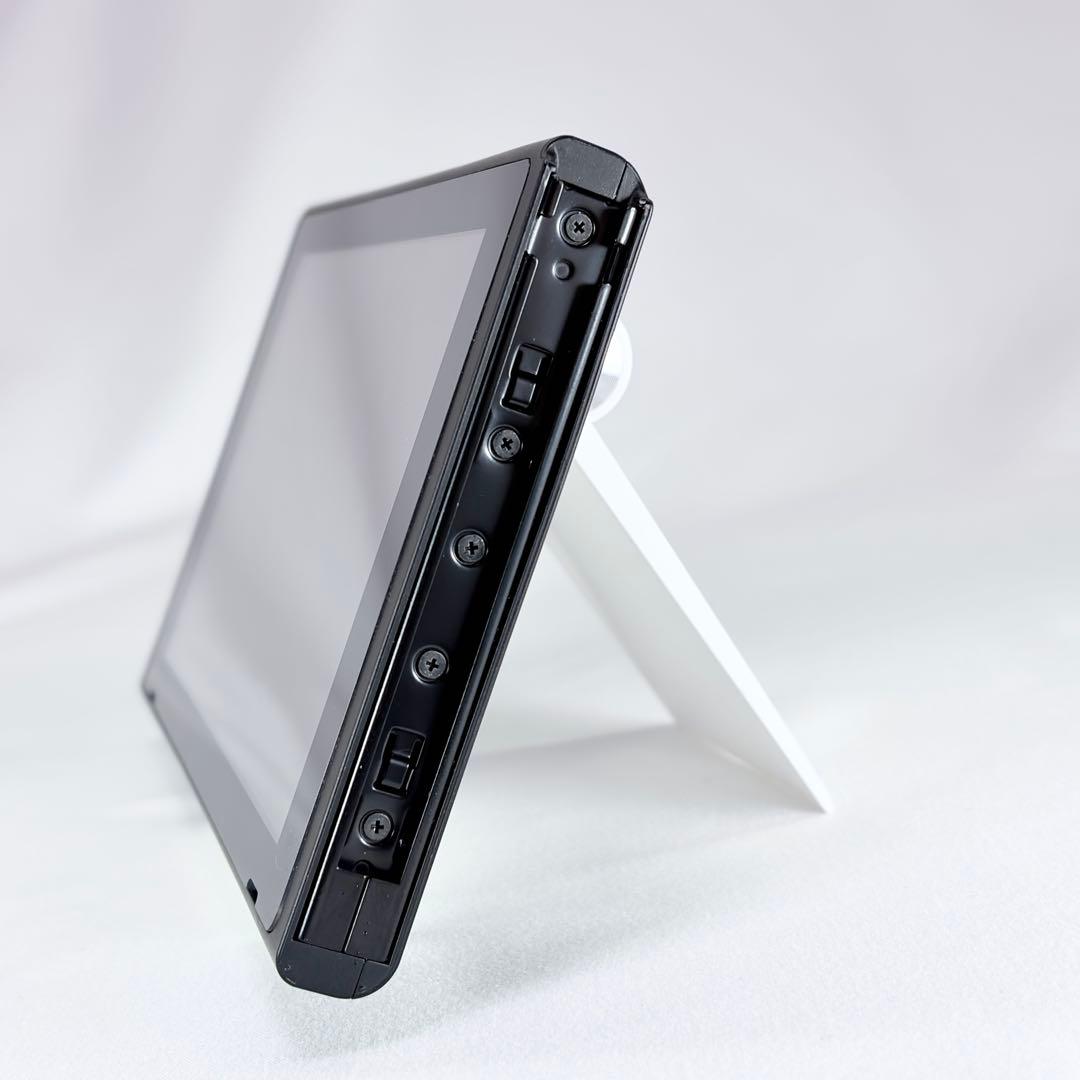 【良品】Nintendo Switch 本体 2017年製 未対策機 画面傷なし