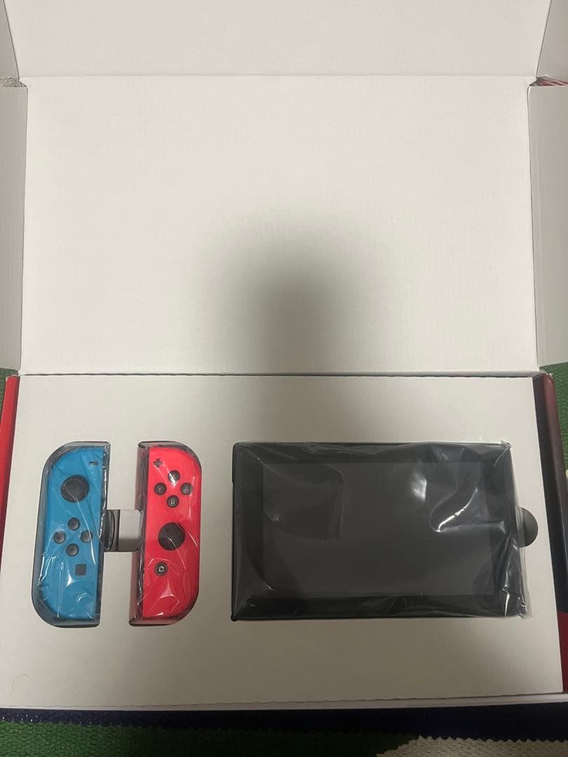 Nintendo Switch 本体　カセットセット