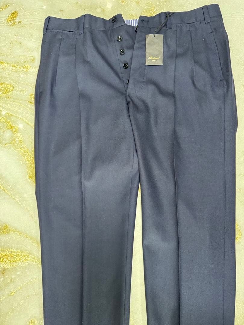 【新品未使用】Ambrosi(アンブロージ) ウール　スラックス、サイズ52