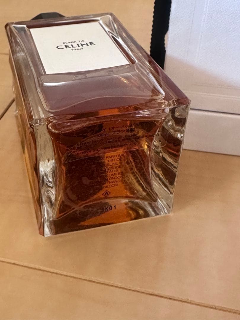 にさ　CELINE BLACK TIE ブラックタイ オードパルファム