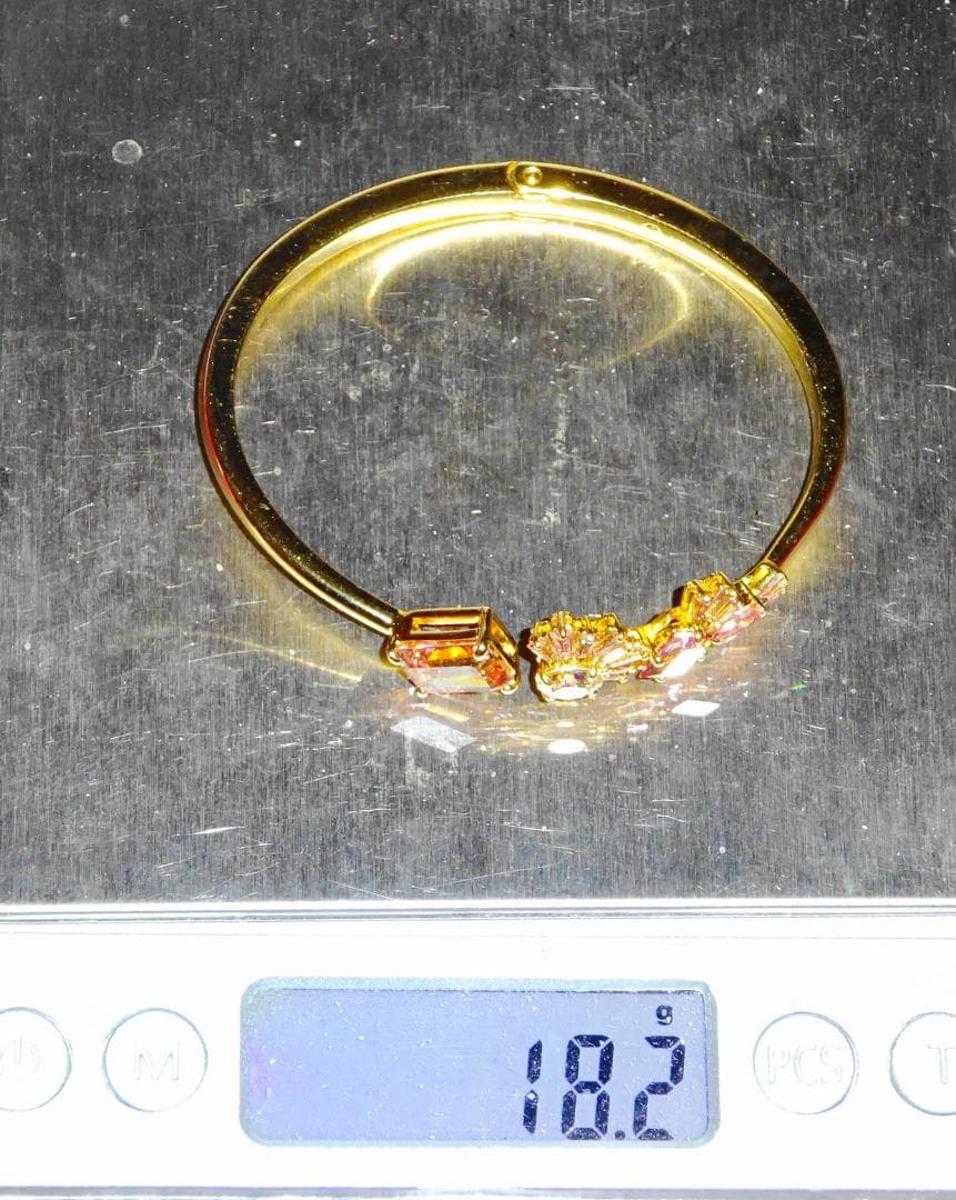 【美品】スワロフスキー Gema バングル Swarovski ブレスレット