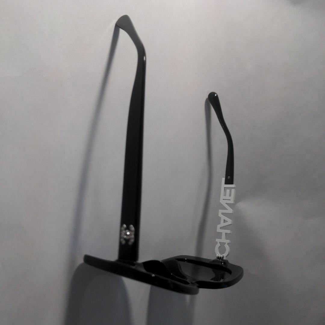 CHANEL ブラック サングラス