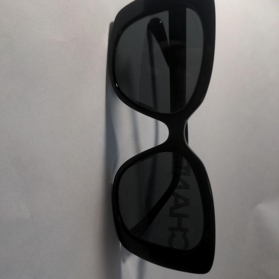 CHANEL ブラック サングラス