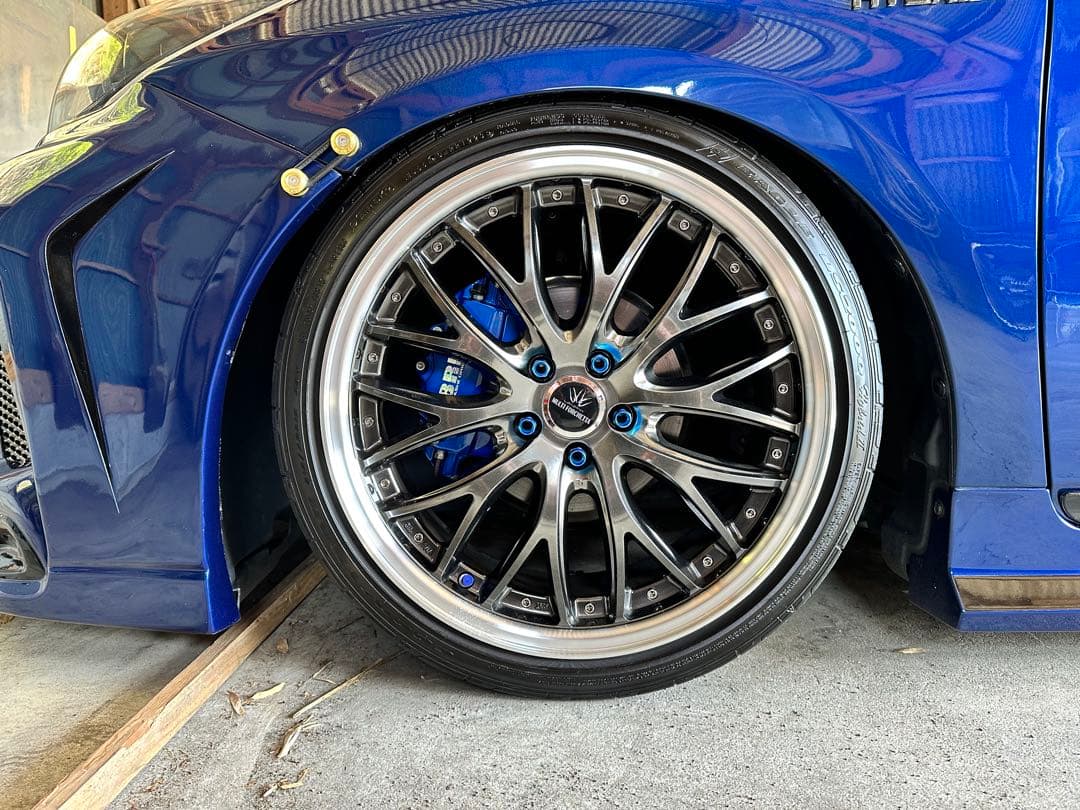 ロクサーニ マルチフォルケッタ SBCリムポリッシュ 18インチ