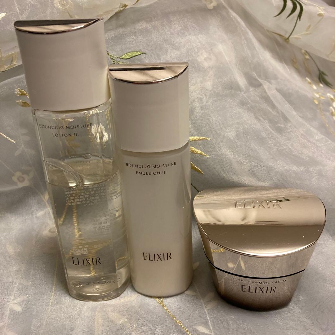 エリクシール　トータルＶファーミングクリーム、 その他