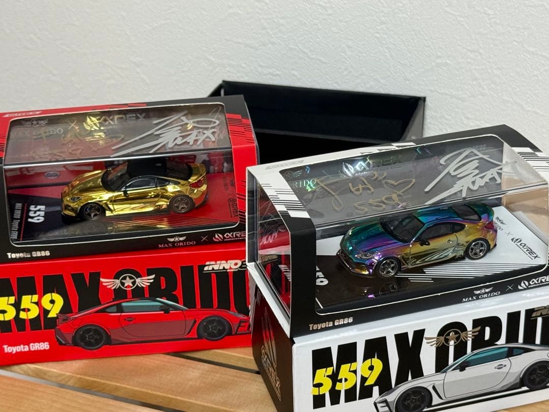Inno64 1/64 Max Orido GR86限定 サイン入り2台セット