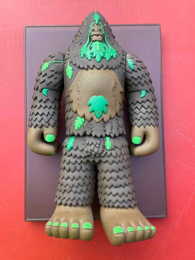 り*ん様 激レアSTRANGECO BIGFOOT ONE KIDROBOT 2