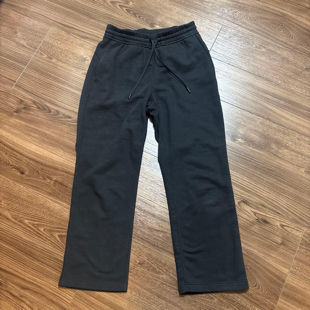 ルルレモン　ストレートパンツ　黒　L