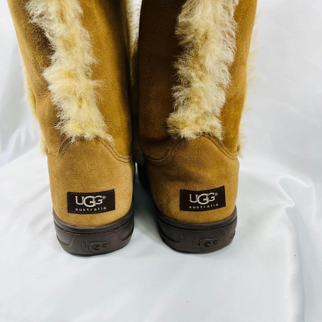 UGG SUNDANCE ブラウン ムートンブーツ