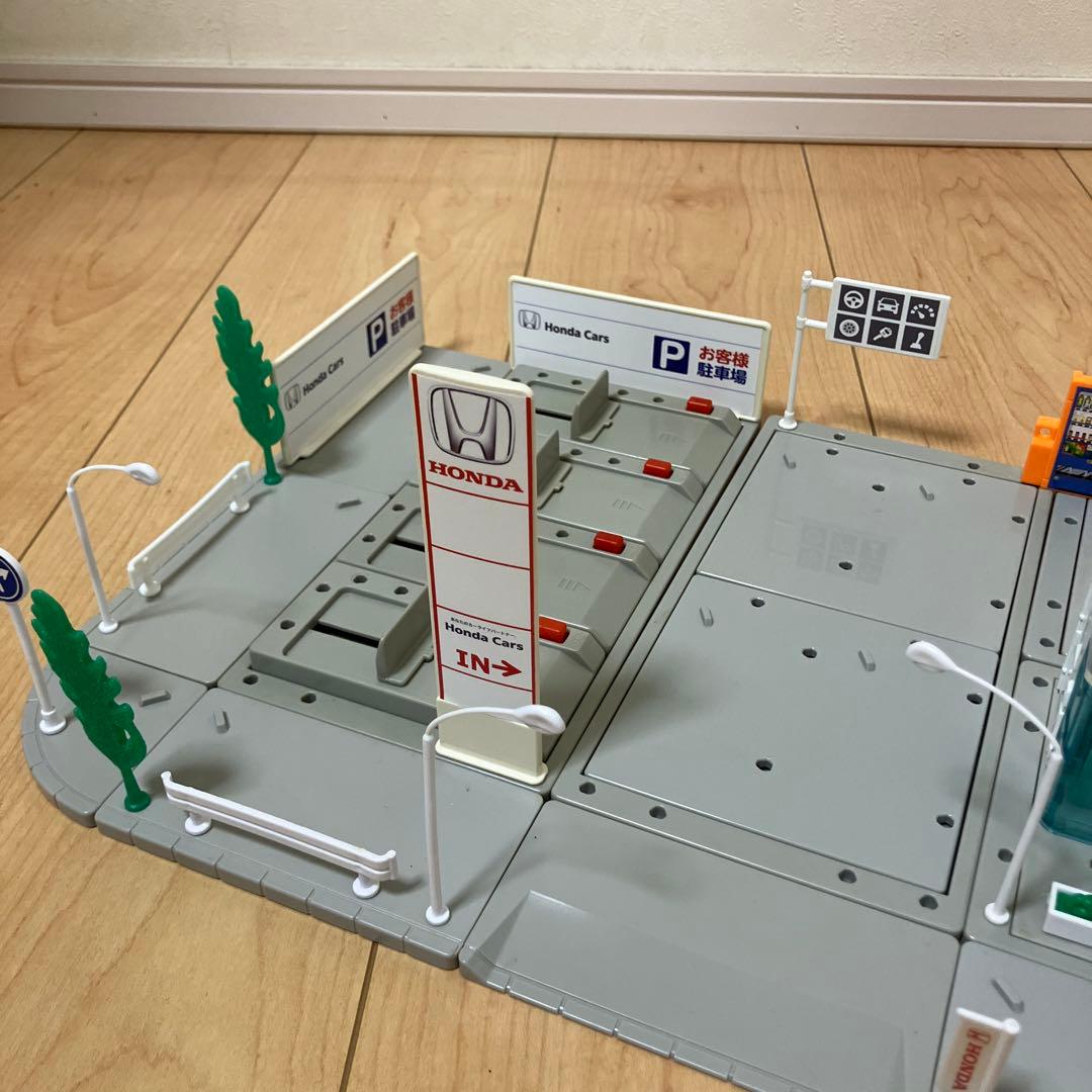 トミカタウン　ホンダカーズ　洗車場