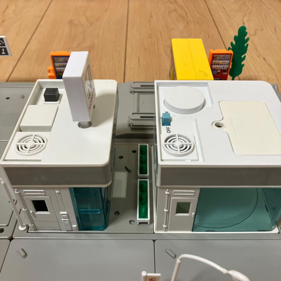 トミカタウン　ホンダカーズ　洗車場