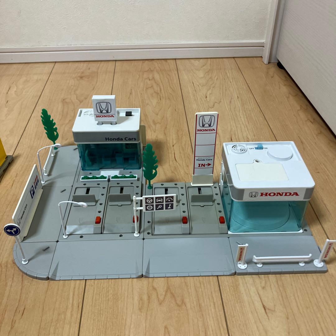 トミカタウン　ホンダカーズ　洗車場