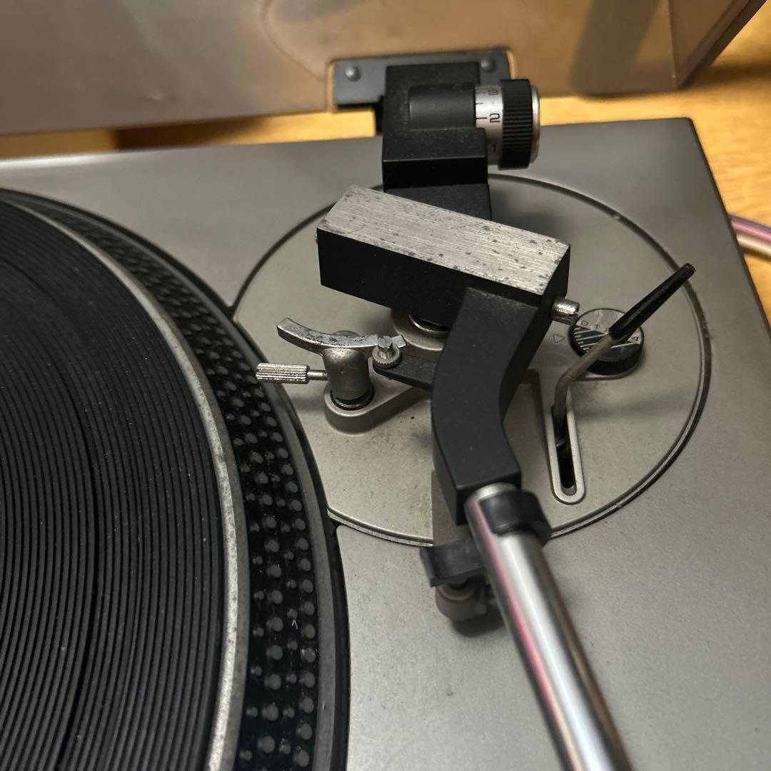 Technics SL-1200 ダイレクトドライブターンテーブル