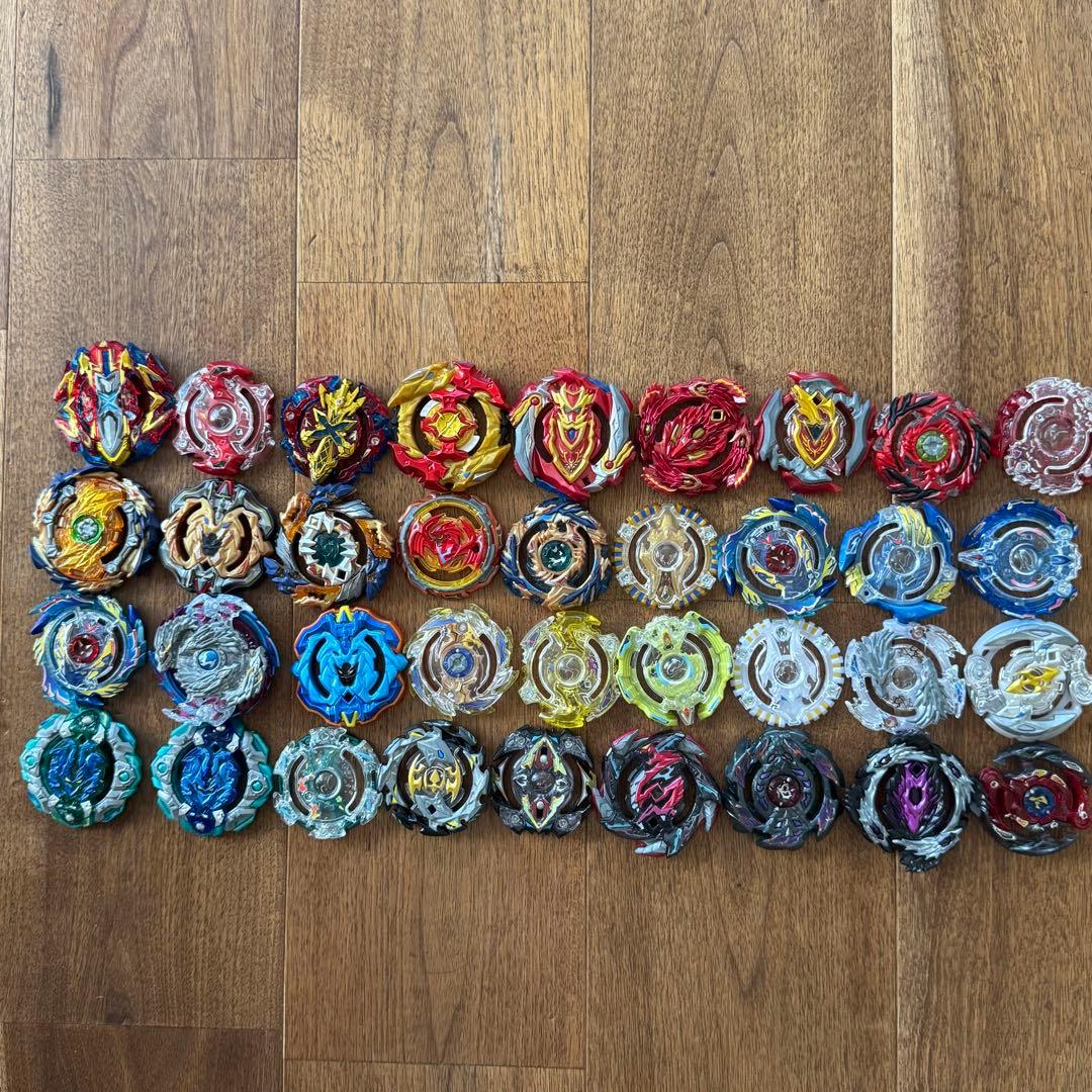 ※みなページ【お値下げ中‼︎】ベイブレードバーストまとめ売り