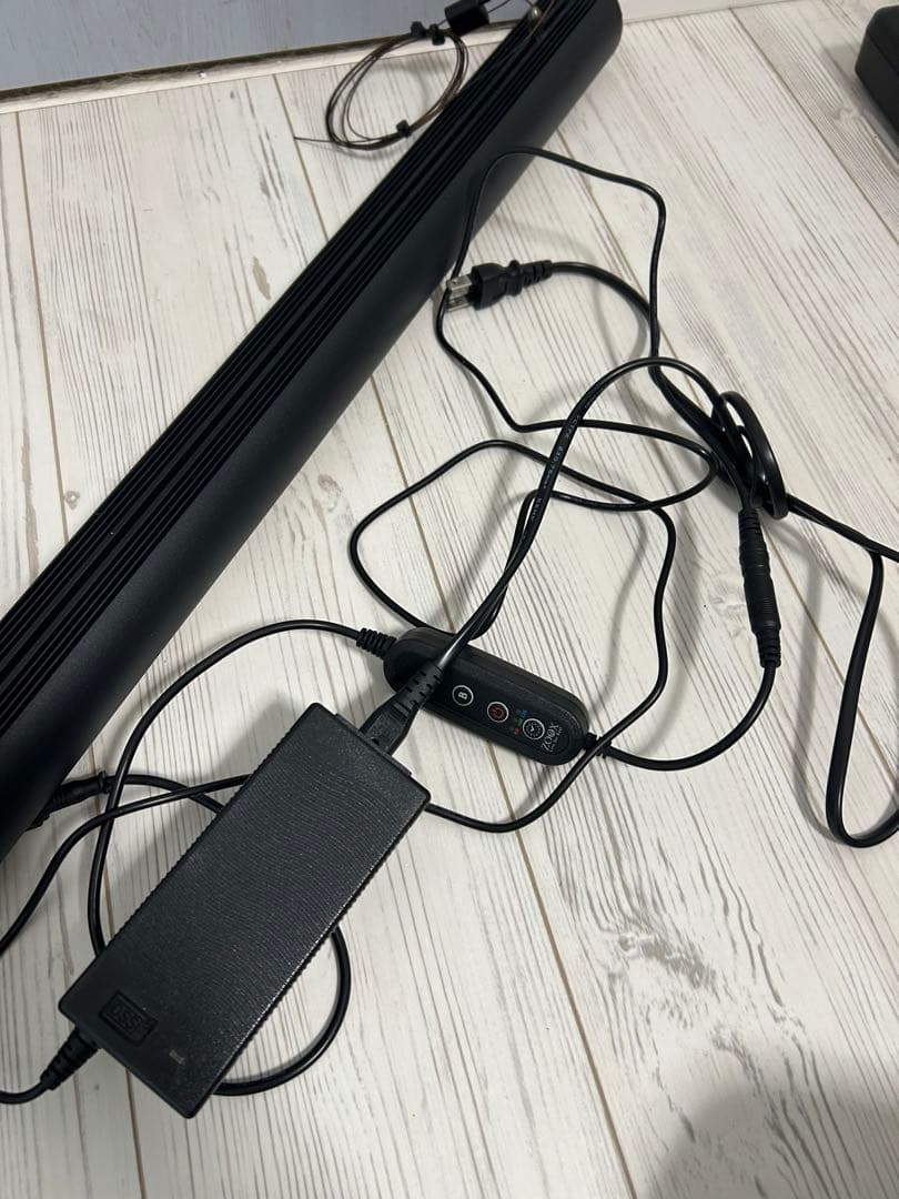 海水魚、サンゴ用青色LEDアクティニックシャイナー90