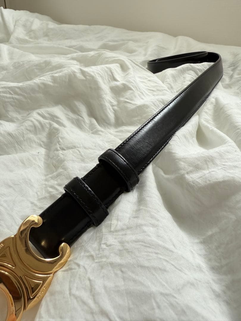 CELINE ミディアム トリオンフ ベルト