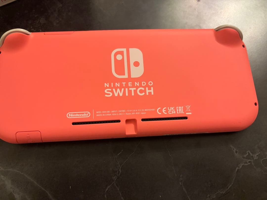 Switch Liteコーラルピンク