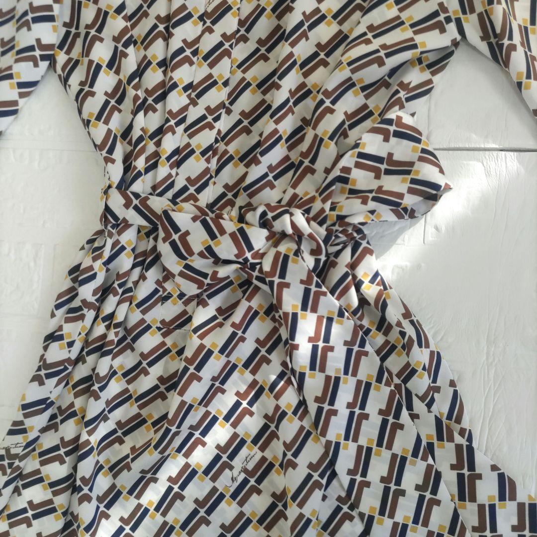 専用✨美品✨Aquascutum　アクアスキュータム　アブストラクトプリント