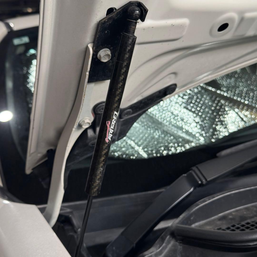 ガ*ツ様 zn6 86 ボンネット ダンパー　トラスト　グレッディ