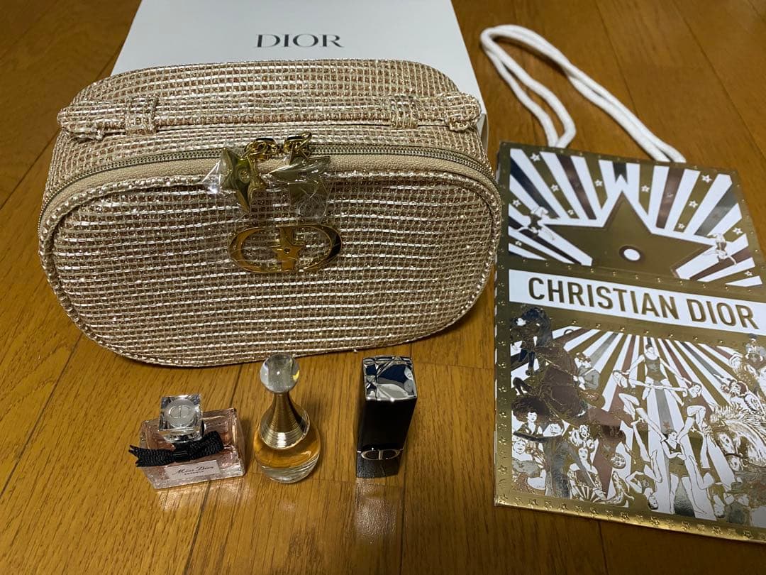 【新品未使用】DIOR 2025 ホリデーオファー
