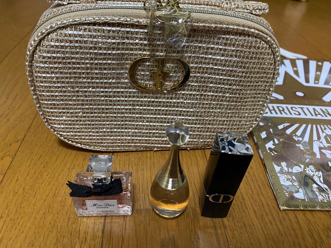 【新品未使用】DIOR 2025 ホリデーオファー