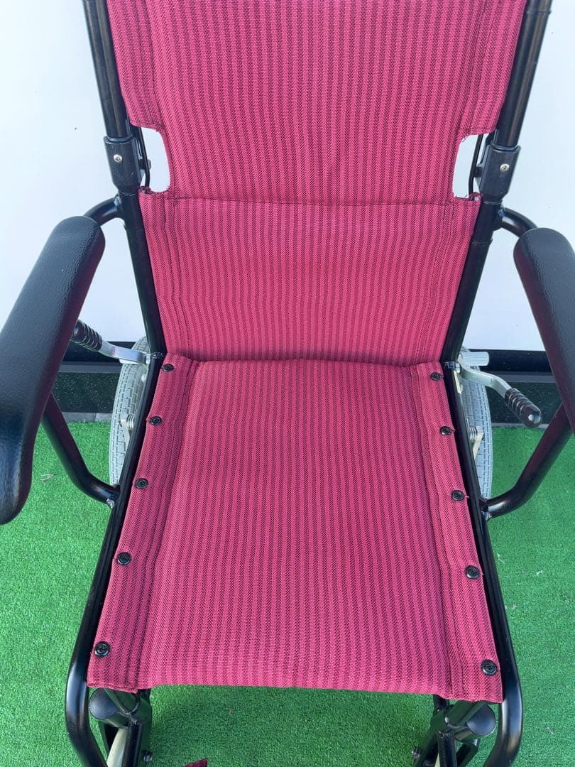 アルミ製介助用車いす TH-2SB