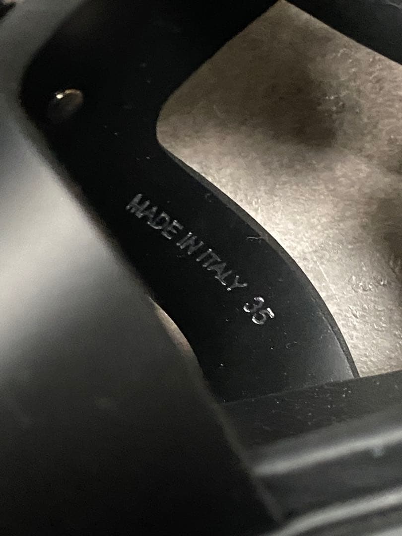 PRADA ブラック スポーツサンダル