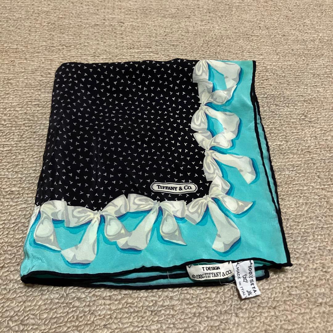 ティファニー ハンカチ ポケットチーフ リボン 黒 ブルー シルク100％