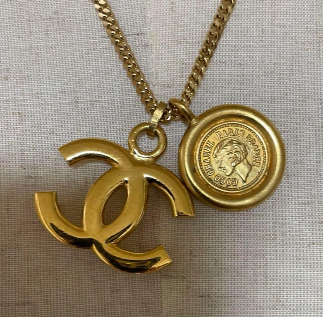 レア！ヴィンテージシャネル⭐︎ゴールドCHANELマーク&メダルチャーム