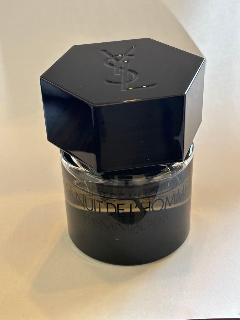 ラニュイドロム　イヴ・サンローラン