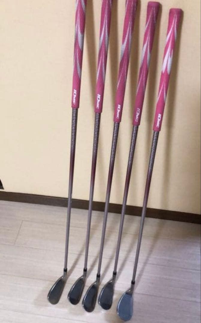 ゼクシオ9☆レディースアイアン