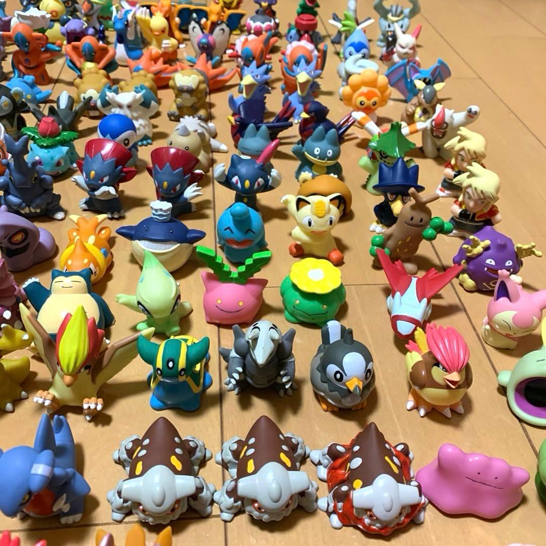 ポケモン指人形323体＋クリアタイプ6体