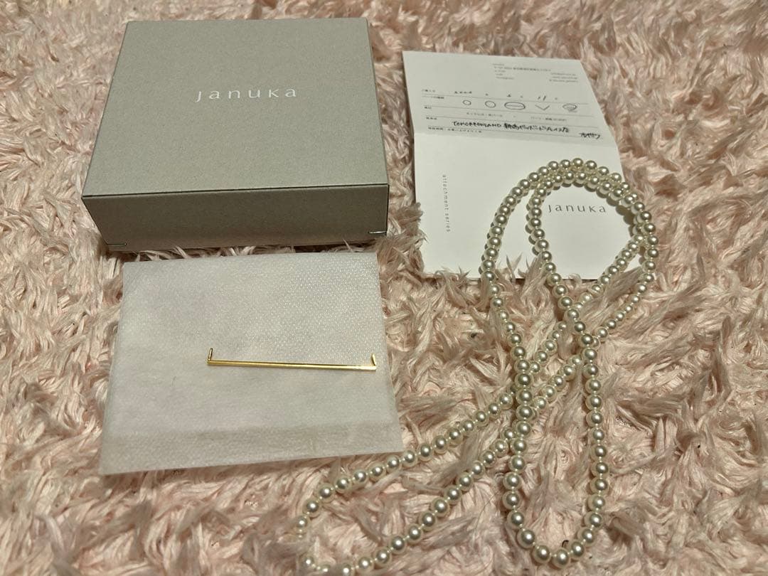 週末お値下げ　tomorrowland パールネックレスjanuka
