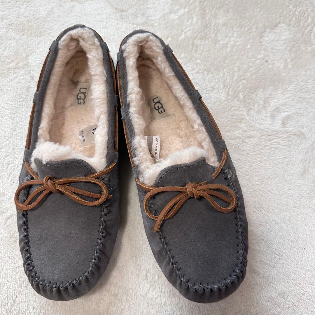 美品　アグ　UGGモカシン　グレー　26㎝