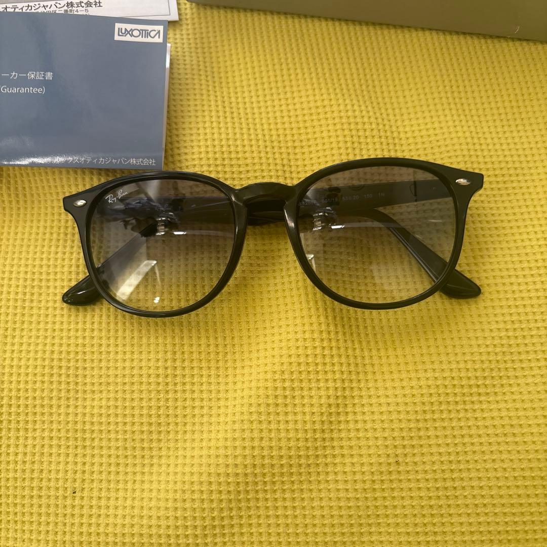 レイバンサングラス赤西仁さん使用モデル　RB4259F-60119新品同様
