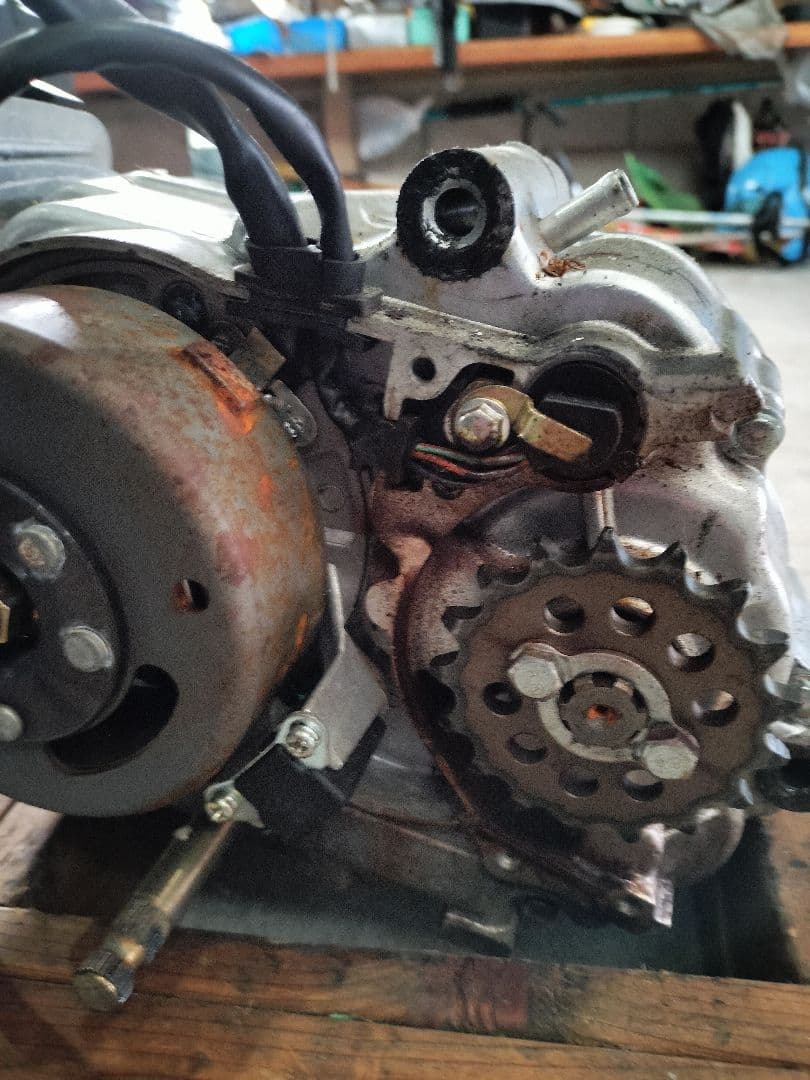 スーパーカブ50カスタム　110ccエンジン訳あり　全波整流化ハーネス付