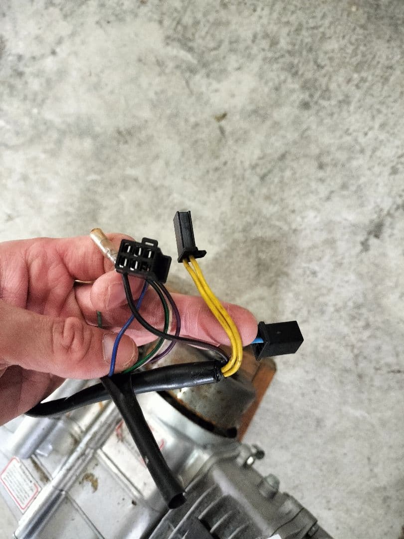 スーパーカブ50カスタム　110ccエンジン訳あり　全波整流化ハーネス付