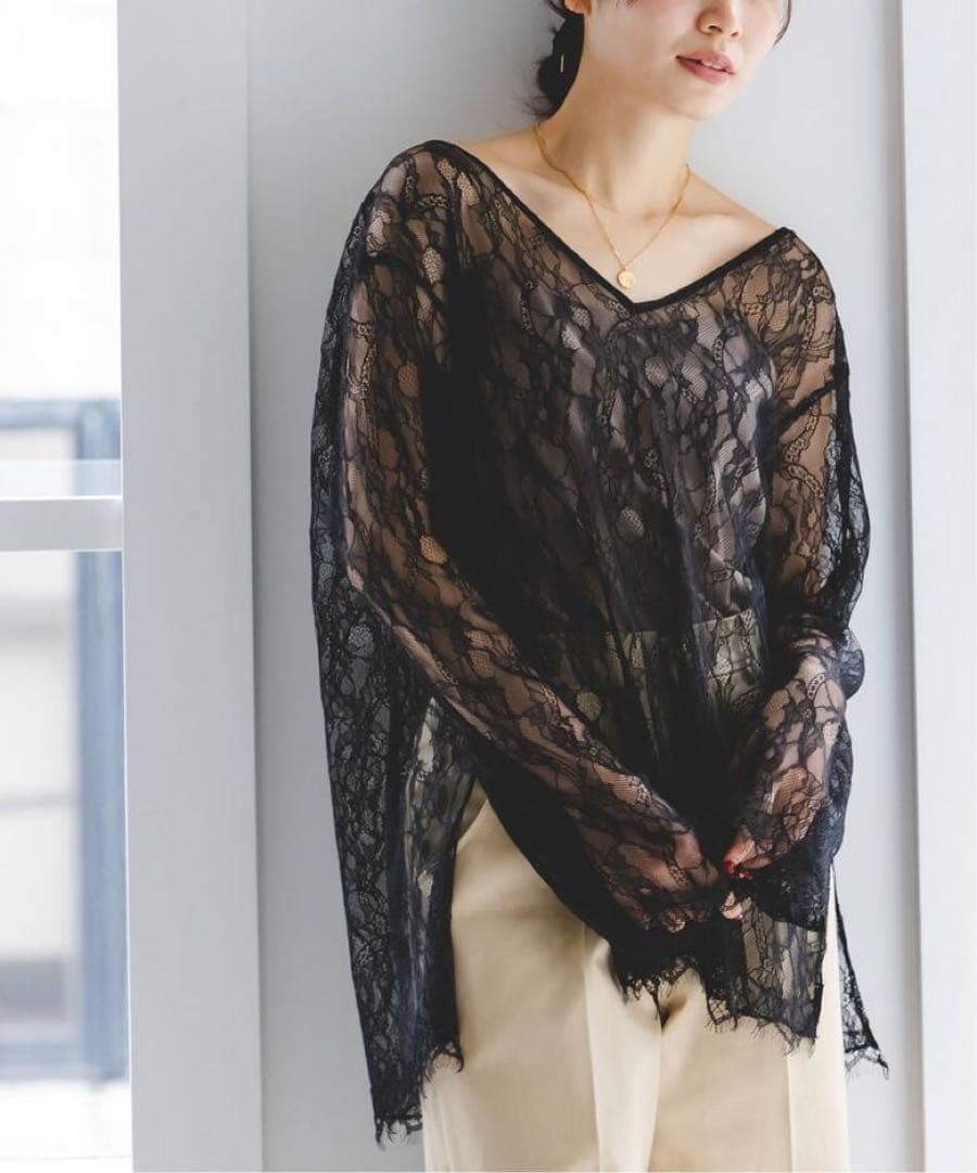 NOBLE サラサシアーレースブラウス　黒　新品同様！