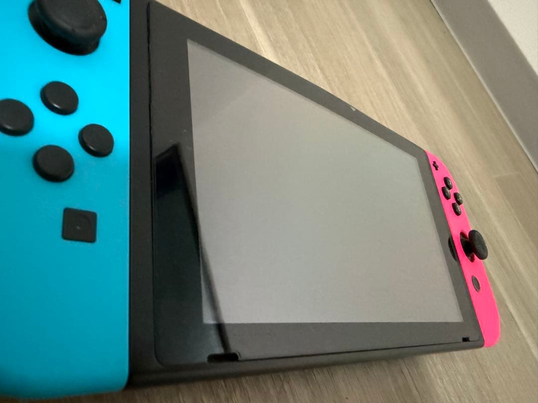 Nintendo Switch 本体【バッテリー膨れ 起動可能】任天堂 スイッチ