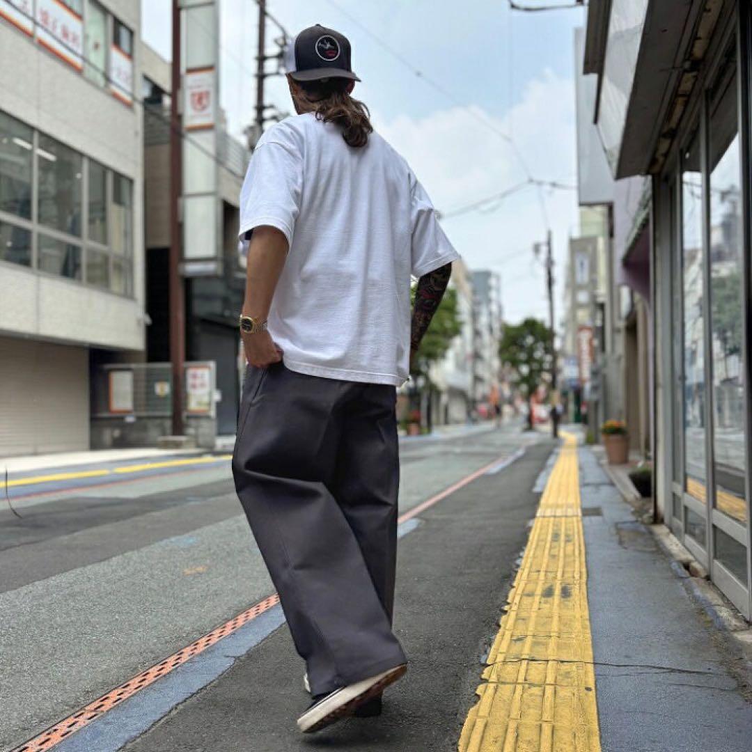 BEN DAVIS ゴリラカット チャコール W32L30