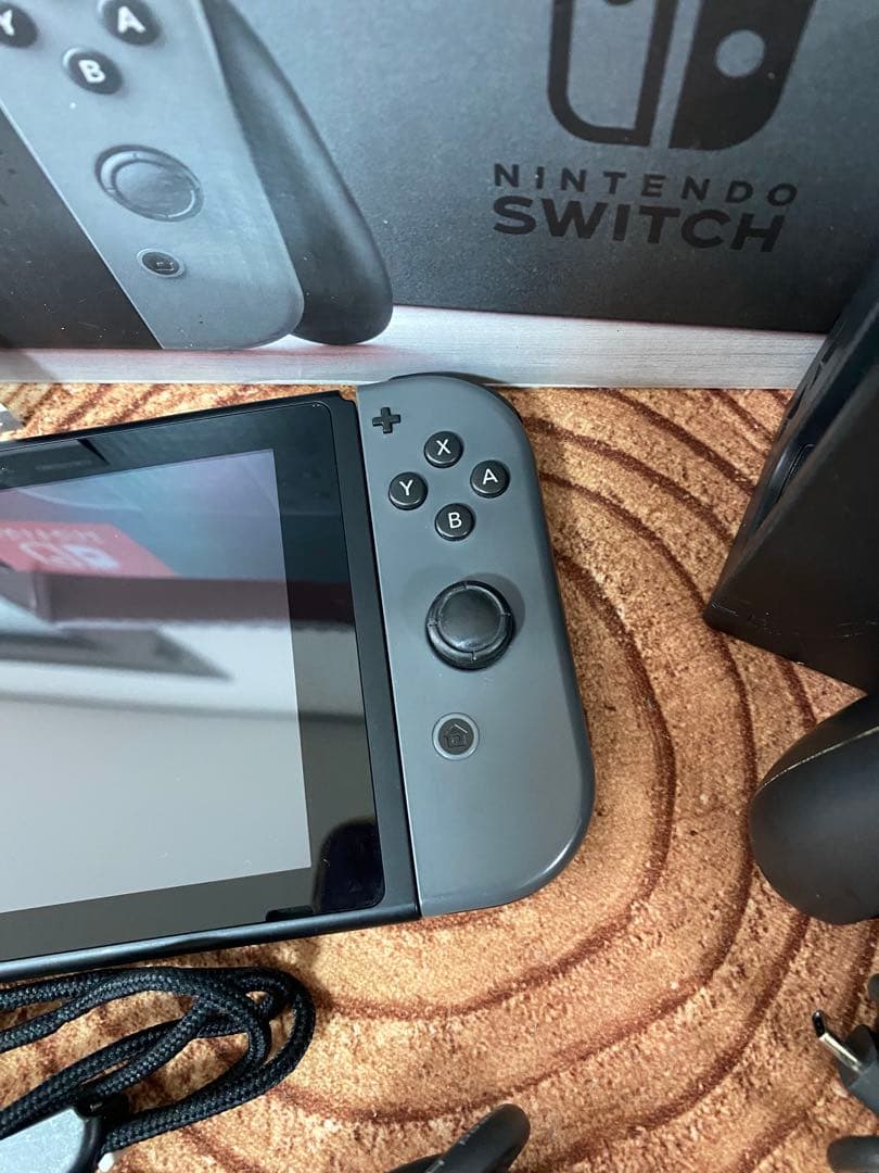 Nintendo Switch ニンテンドースイッチ本体　グレー ①